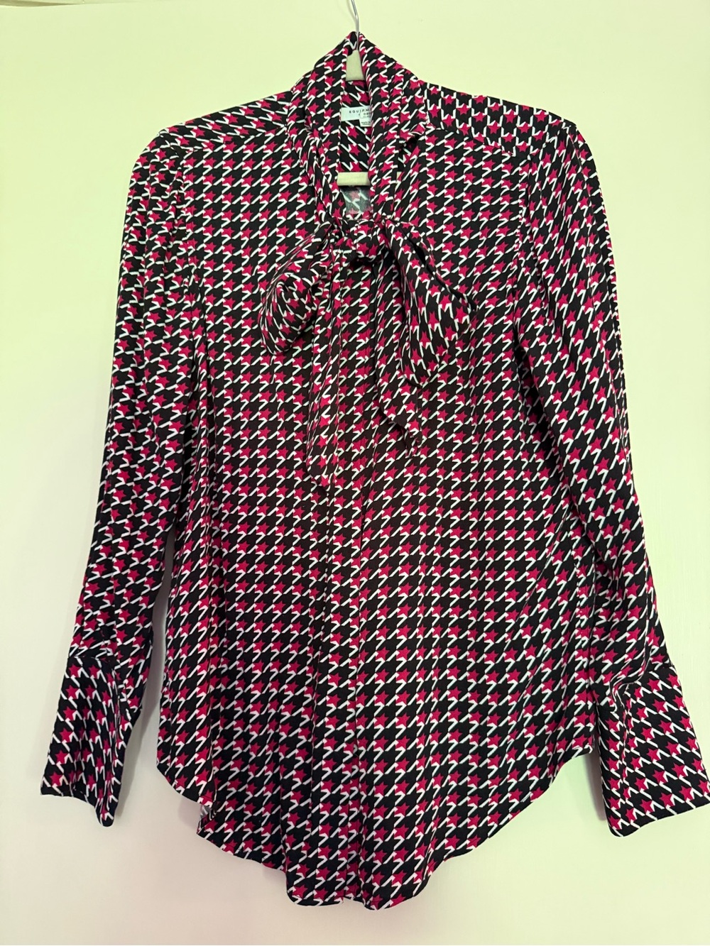 Equipment Red Black Houndstooth Tie-Neck Blouse Size S/P